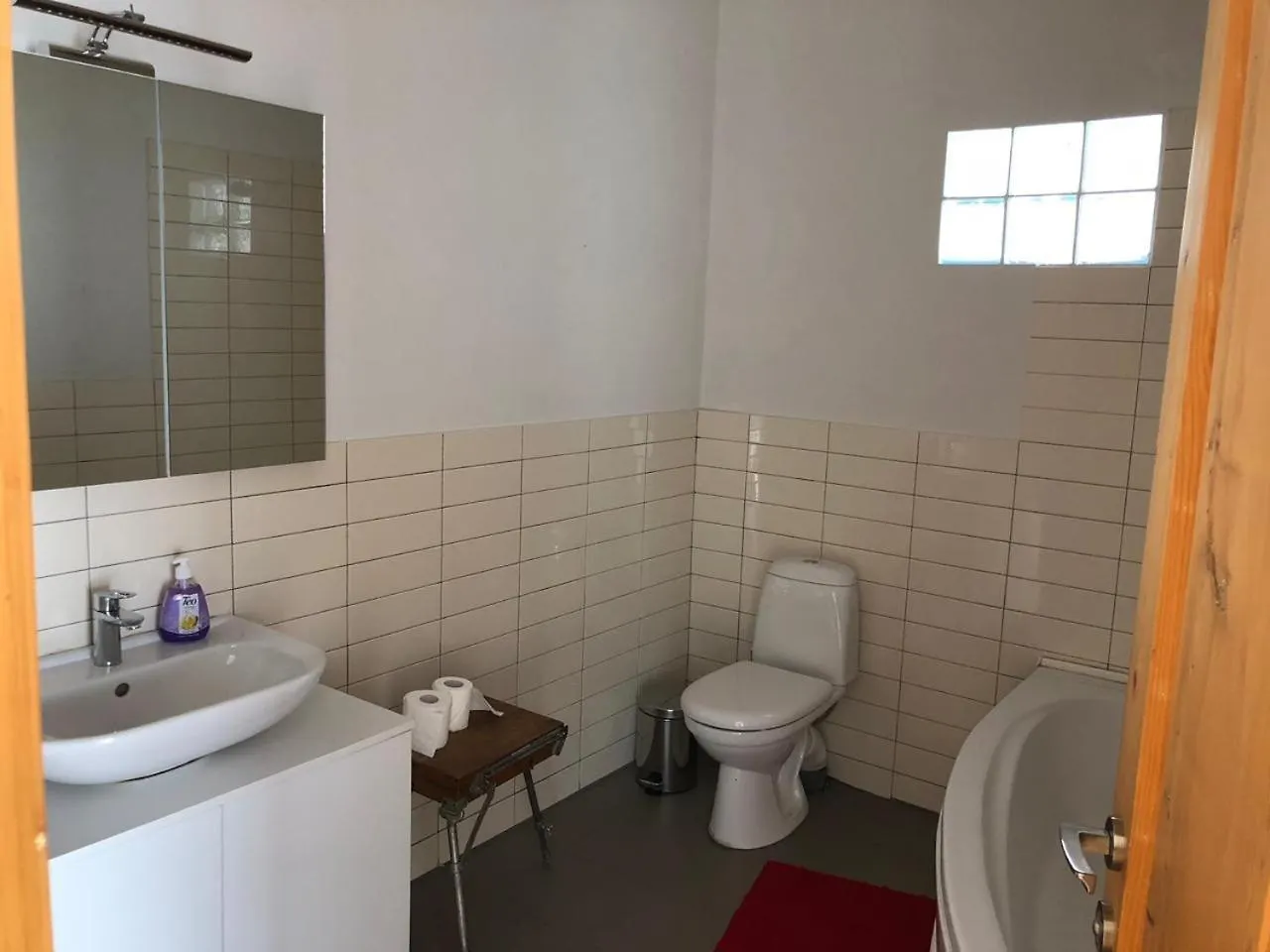 Sunny House With Swimming Pool Villa Tbilisi Georgia